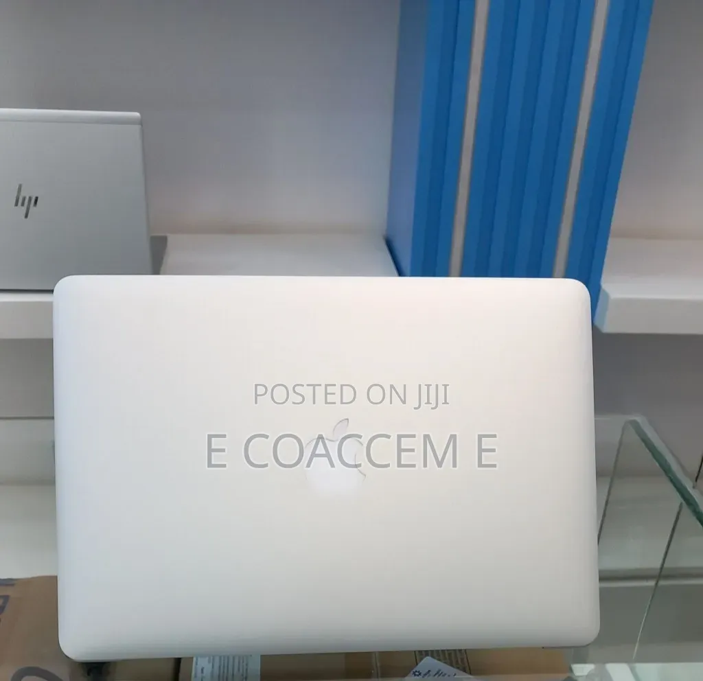 New Laptop Apple MacBook Air 2017 8GB Intel Core i5 SSD 128GB