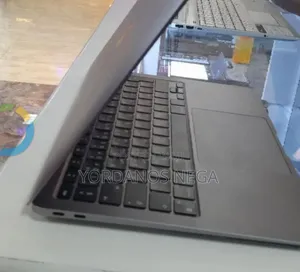 New Laptop Apple MacBook Air 2020 M1 8GB Apple M1 SSD 256GB