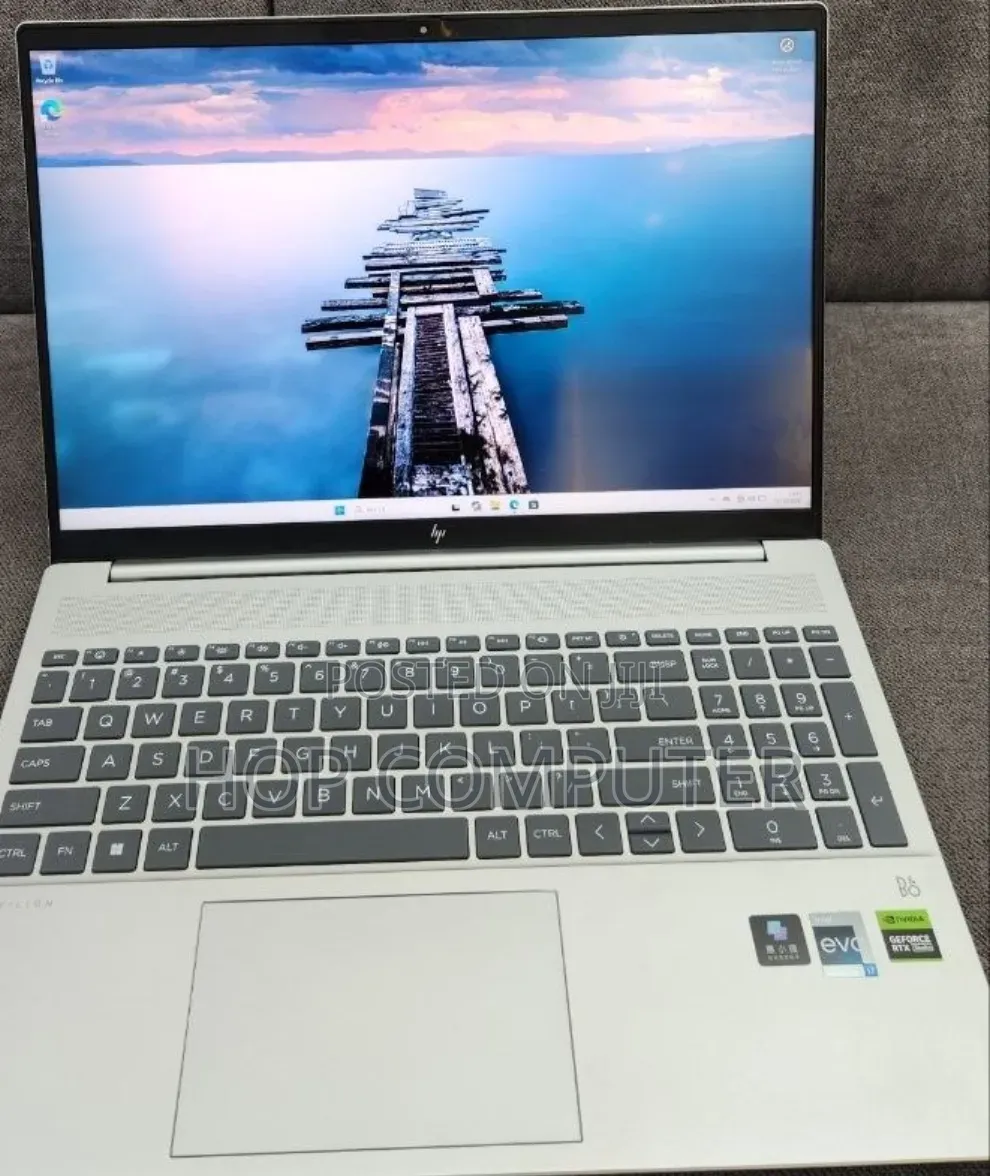 New Laptop HP Pavilion 15 16GB Intel Core i7 SSD 1T