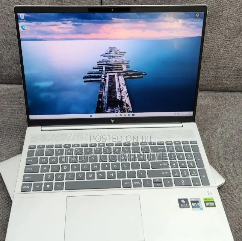 New Laptop HP Pavilion 15 16GB Intel Core i7 SSD 1T