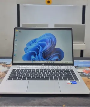 New Laptop HP EliteBook 640 G10 16GB Intel Core i7 SSD 1T
