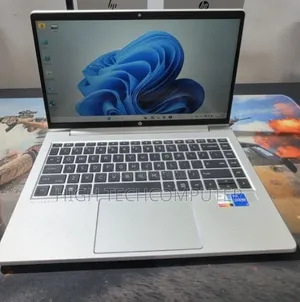 New Laptop HP EliteBook 640 G10 16GB Intel Core i7 SSD 1T