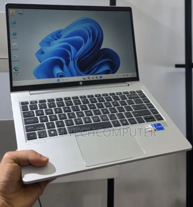 New Laptop HP EliteBook 640 G10 16GB Intel Core i7 SSD 1T