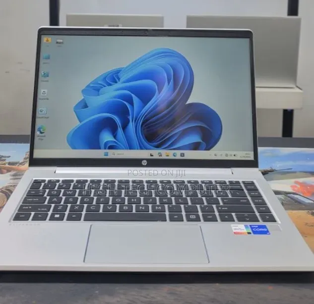New Laptop HP EliteBook 640 G10 16GB Intel Core i7 SSD 1T