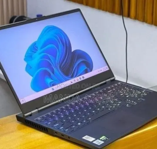 New Laptop Lenovo Legion 5 16GB Intel Core i7 SSD 512GB
