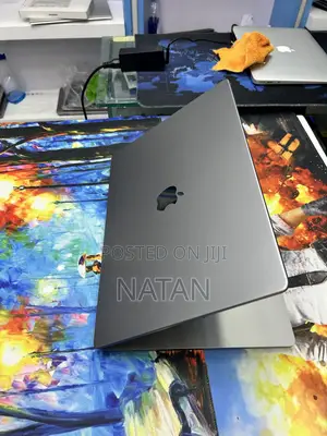 New Laptop Apple MacBook Pro 2021 M1 16GB Apple M1 Pro SSD 512GB