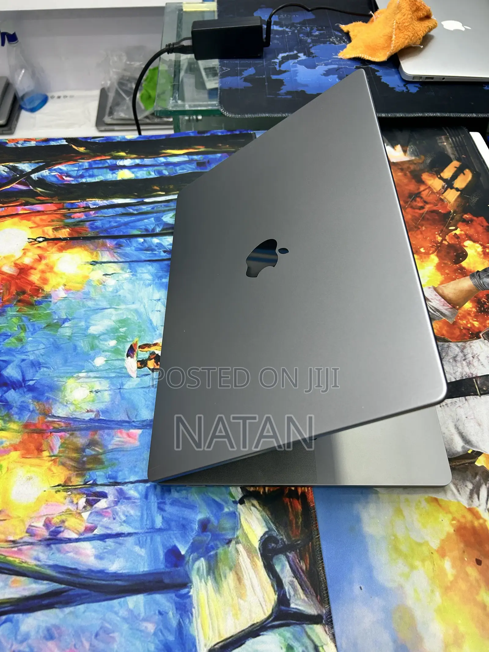 New Laptop Apple MacBook Pro 2021 M1 16GB Apple M1 Pro SSD 512GB