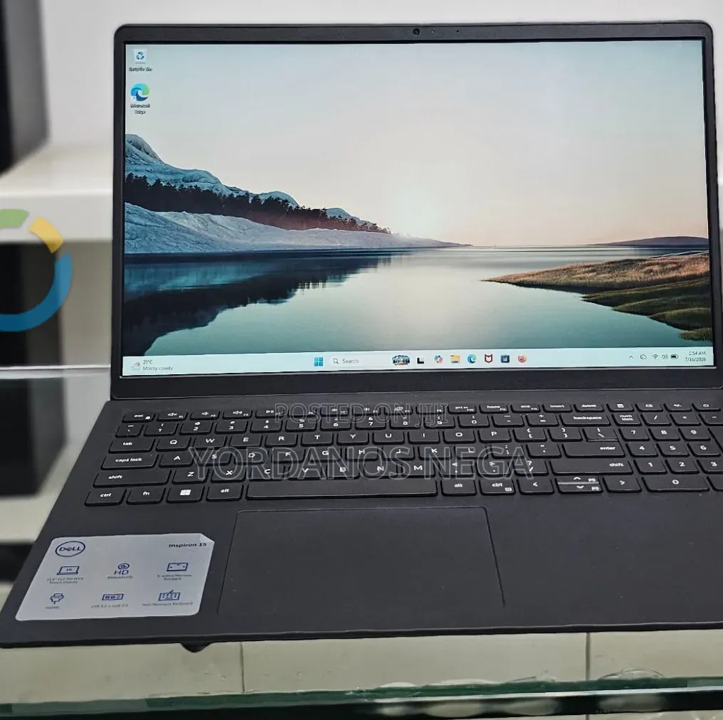 New Laptop Dell Inspiron 15 16GB Intel Core i7 SSD 512GB