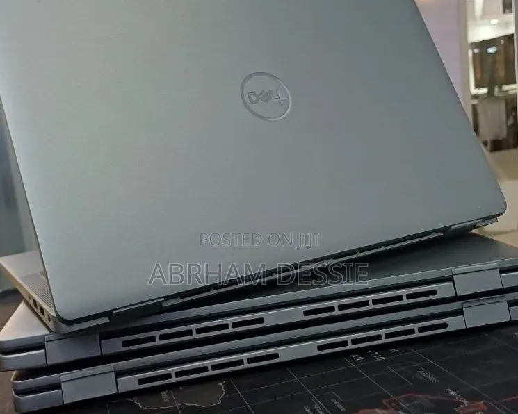 New Laptop Dell 16GB Intel Core Ultra 7 SSD 512GB