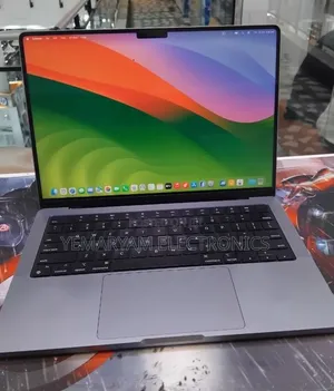 New Laptop Apple MacBook Pro 2021 M1 32GB Apple M1 Pro SSD 512GB