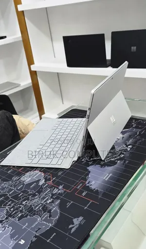 New Laptop Microsoft Surface Pro 6 8GB Intel Core i5 SSD 256GB
