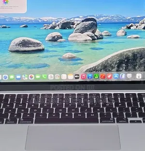 New Laptop Apple MacBook Pro 2025 M5 16GB Apple M5 SSD 512GB