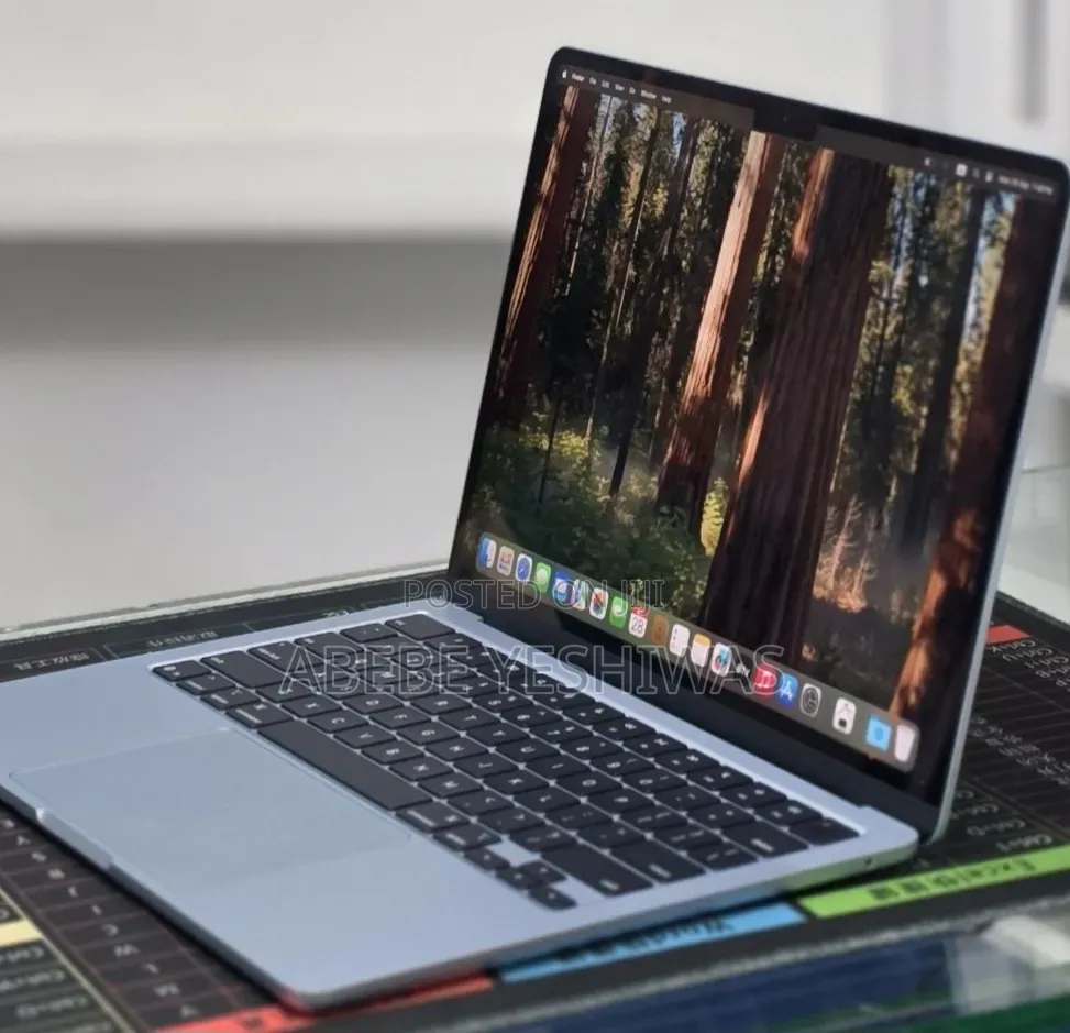 New Laptop Apple MacBook Pro 2024 M4 16GB Apple M4 SSD 512GB