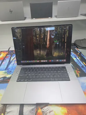 New Laptop Apple MacBook Pro 2021 M1 16GB Apple M1 SSD 1T