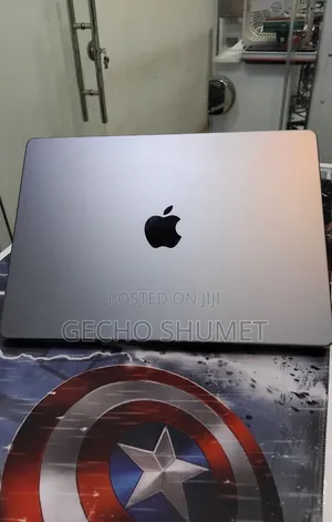 New Laptop Apple MacBook Pro 2021 M1 32GB Apple M1 Pro SSD 512GB