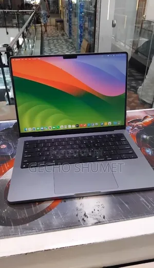 New Laptop Apple MacBook Pro 2021 M1 32GB Apple M1 Pro SSD 512GB