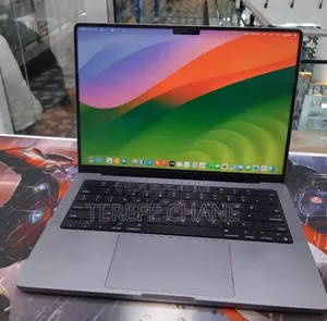 New Laptop Apple MacBook Pro 2021 M1 32GB Apple M1 Pro SSD 512GB