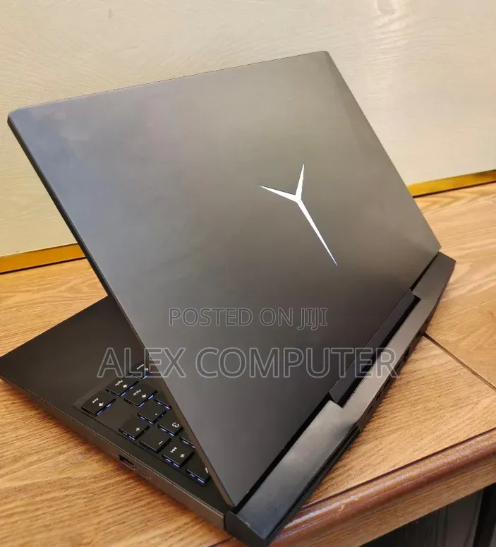 New Laptop Lenovo 16GB Intel Core i7 SSD 512GB
