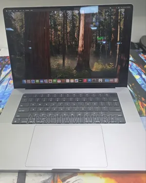 New Laptop Apple MacBook Pro 2021 M1 16GB Apple M1 Pro SSD 512GB