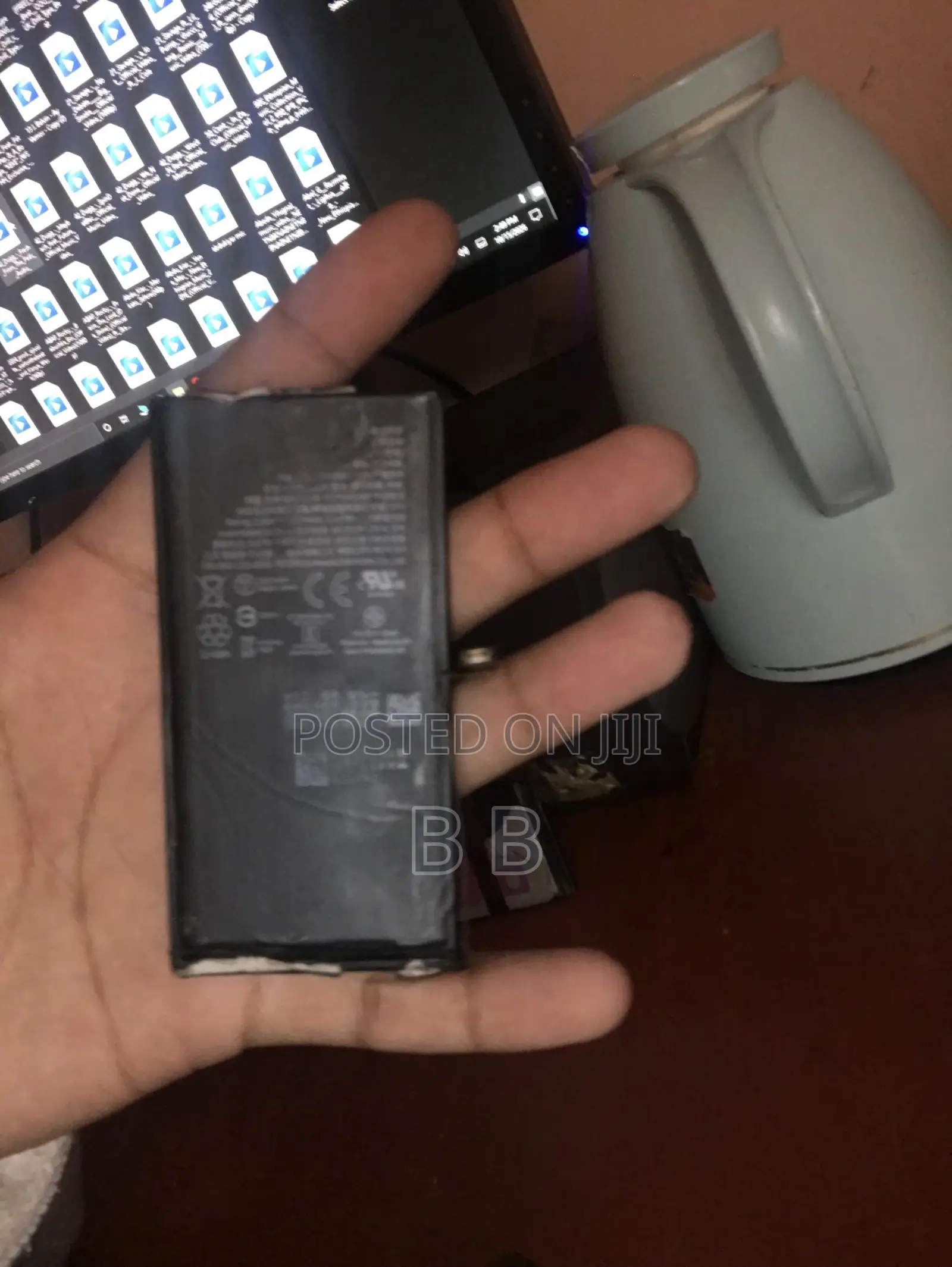 13 and 13promax Battrey