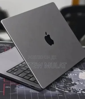 New Laptop Apple MacBook Pro 2024 M4 24GB Apple M4 Pro SSD 1T