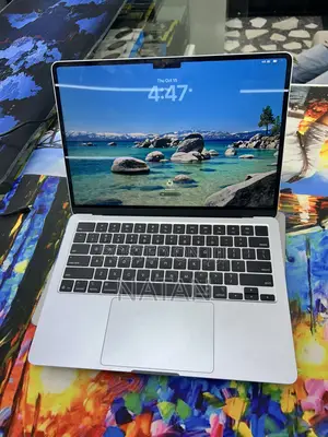 New Laptop Apple MacBook Air 2025 M4 16GB Apple M4 SSD 512GB