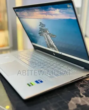 New Laptop HP Envy 15 16GB Intel Core i7 SSD 512GB