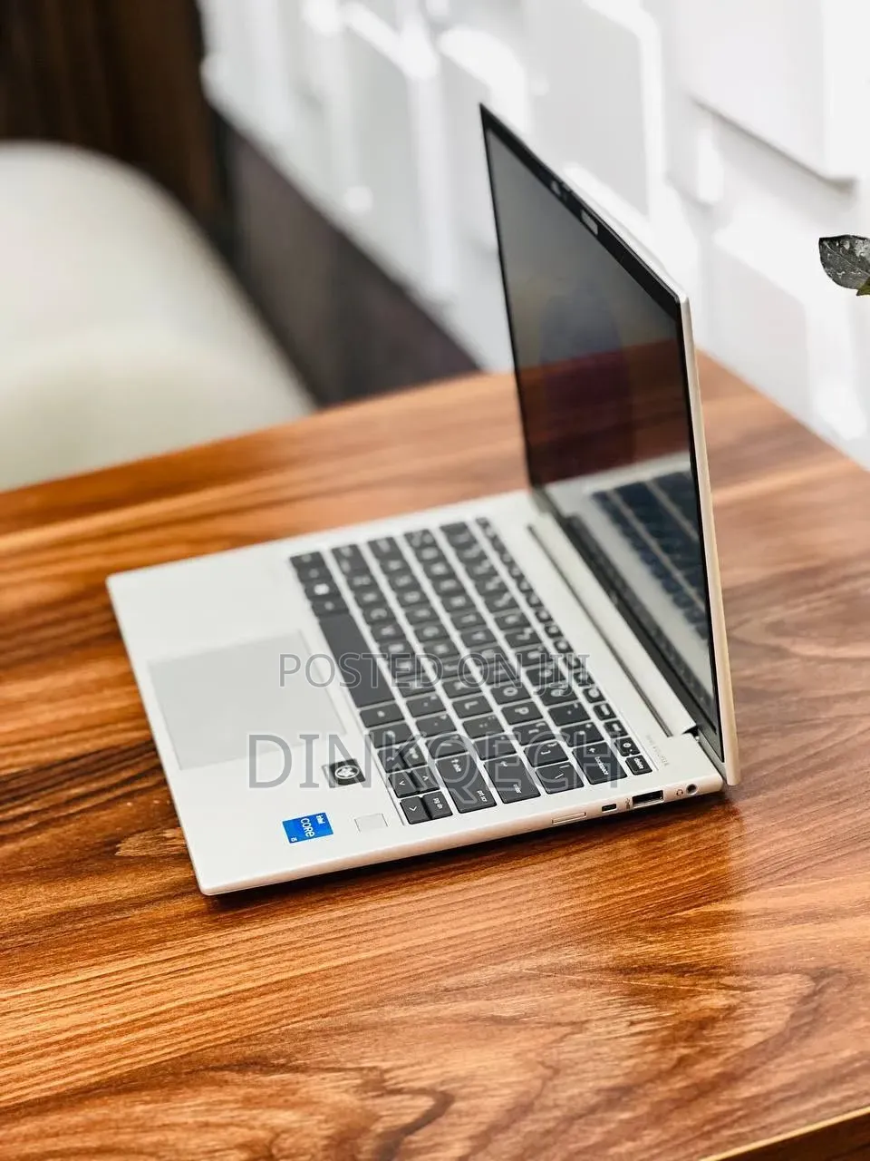 New Laptop HP EliteBook 830 G9 16GB Intel Core i5 SSD 512GB