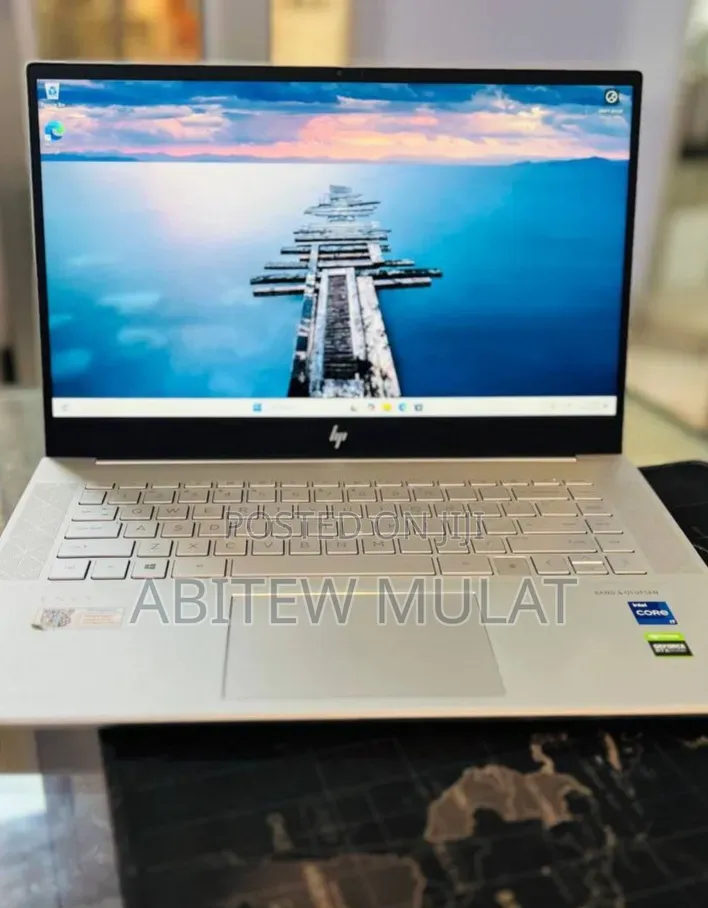 New Laptop HP Envy 15 16GB Intel Core i7 SSD 512GB