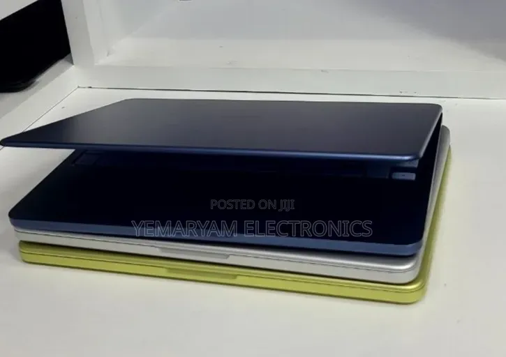New Laptop Apple MacBook Neo 2026 8GB Apple M1 SSD 512GB