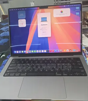 New Laptop Apple MacBook Pro 2021 M1 32GB Apple M1 Pro SSD 1T