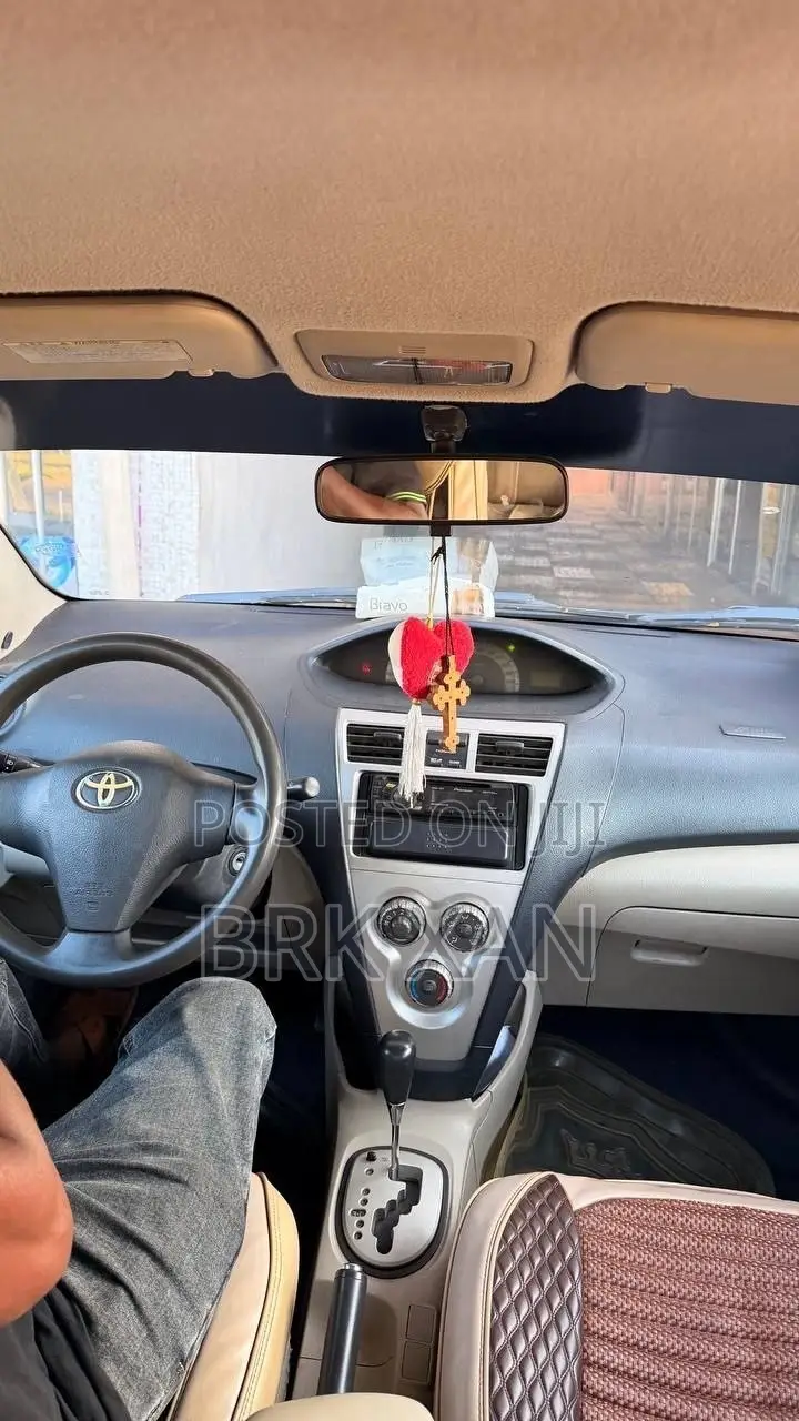Toyota Yaris 2006 Blue
