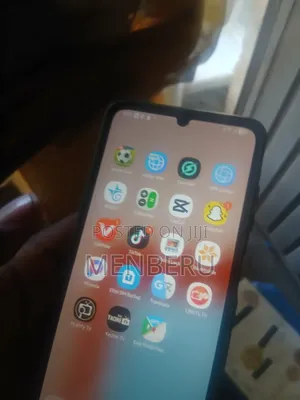 Samsung Galaxy A06 64 GB Black