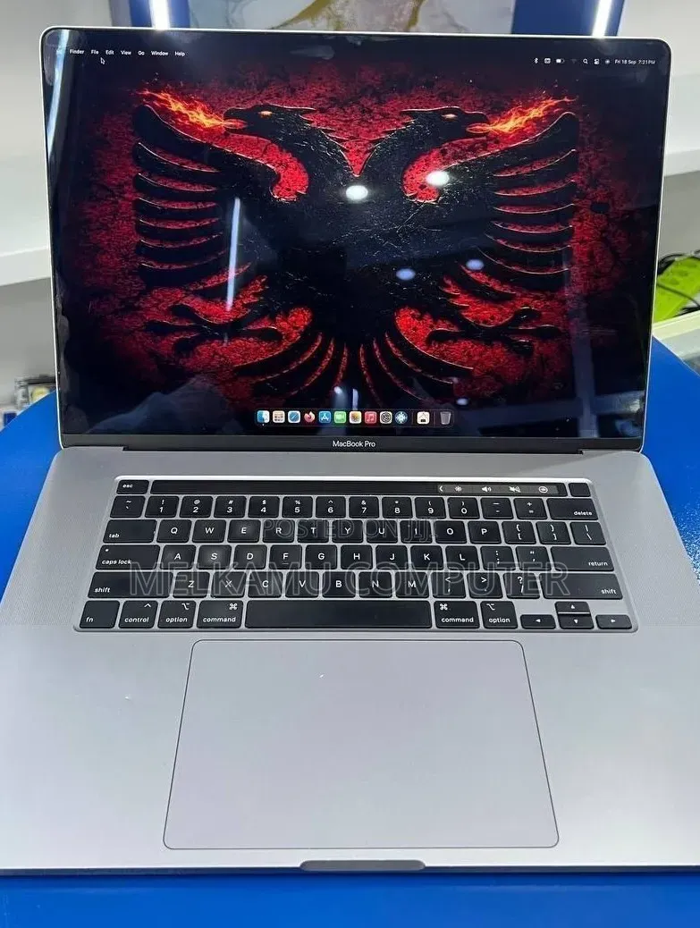 New Laptop Apple MacBook Pro 2019 32GB Intel Core i9 SSD 1T
