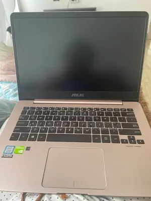 Laptop Asus ZenBook UX430UQ 8GB Intel Core i7 SSD 500GB
