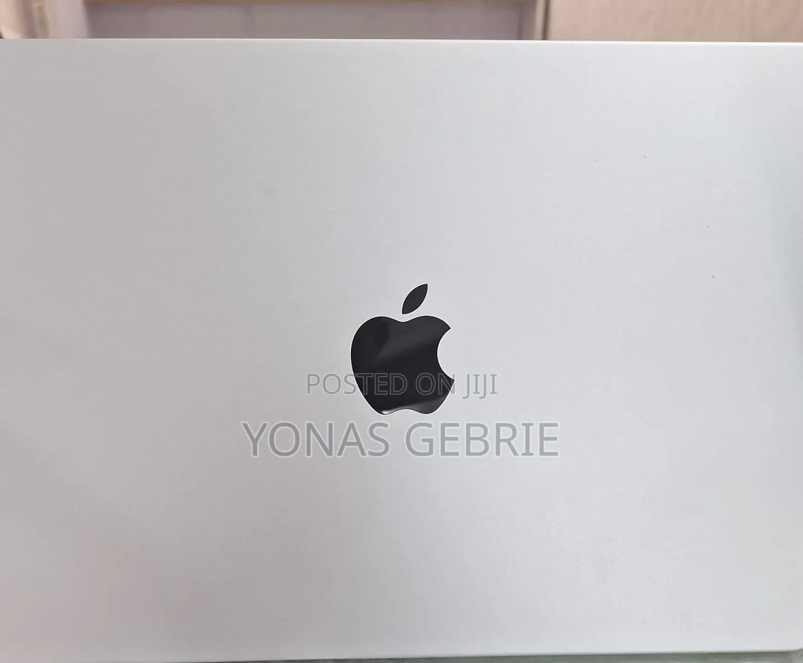 New Laptop Apple MacBook Pro 2024 M4 24GB Apple M4 Pro SSD 512GB