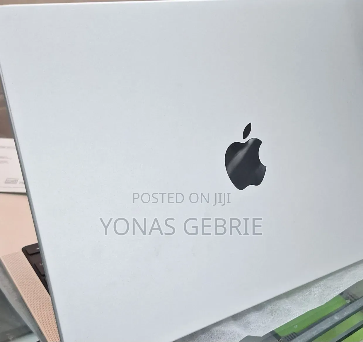 New Laptop Apple MacBook Pro 2024 M4 24GB Apple M4 Pro SSD 512GB