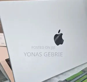 New Laptop Apple MacBook Pro 2024 M4 24GB Apple M4 Pro SSD 512GB