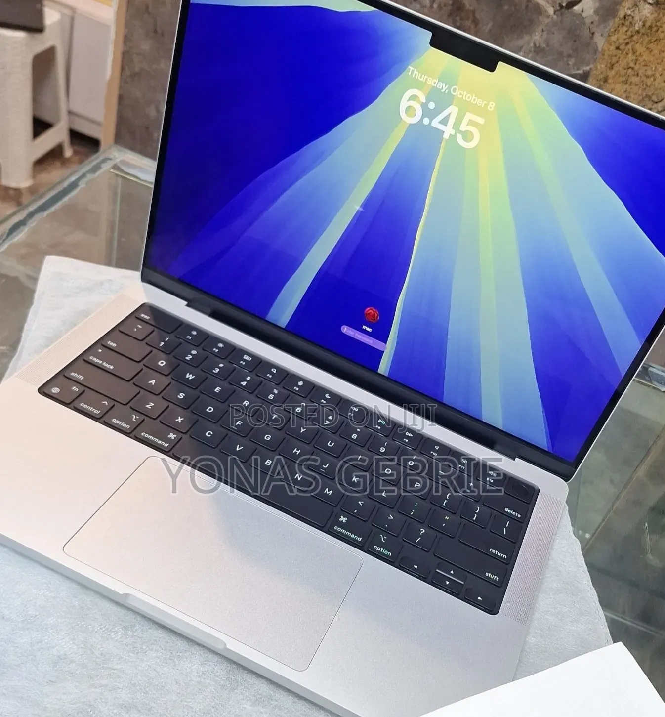 New Laptop Apple MacBook Pro 2024 M4 24GB Apple M4 Pro SSD 512GB
