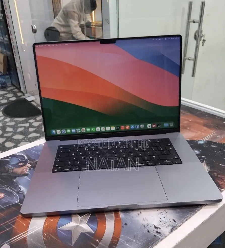 New Laptop Apple MacBook Pro 2021 M1 Max 64GB Apple M1 Max SSD 1T