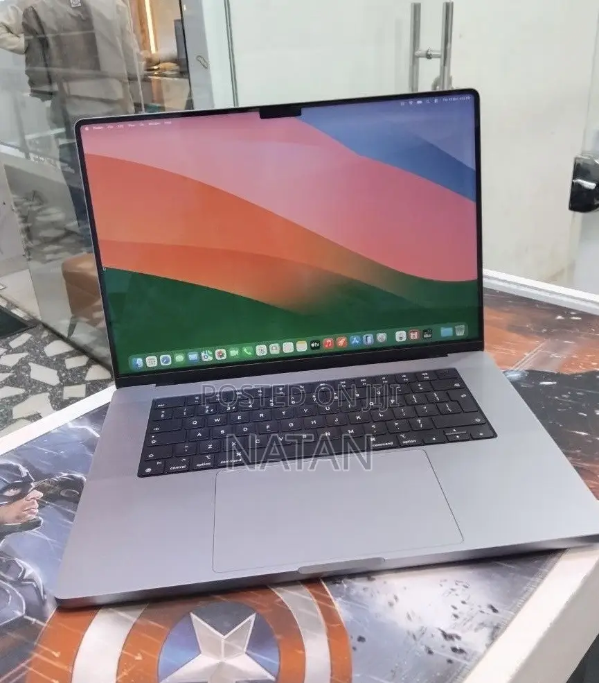 New Laptop Apple MacBook Pro 2021 M1 Max 64GB Apple M1 Max SSD 1T