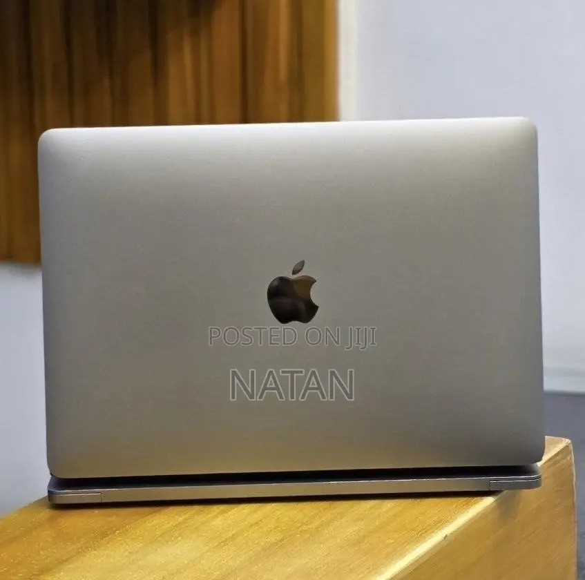New Laptop Apple MacBook Air 2019 16GB Intel Core i5 SSD 512GB