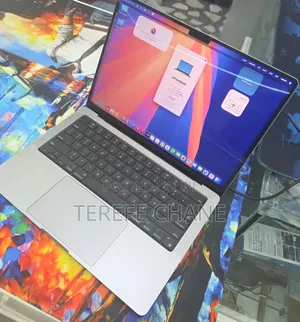 New Laptop Apple MacBook Pro 2021 M1 32GB Apple M1 Pro SSD 1T