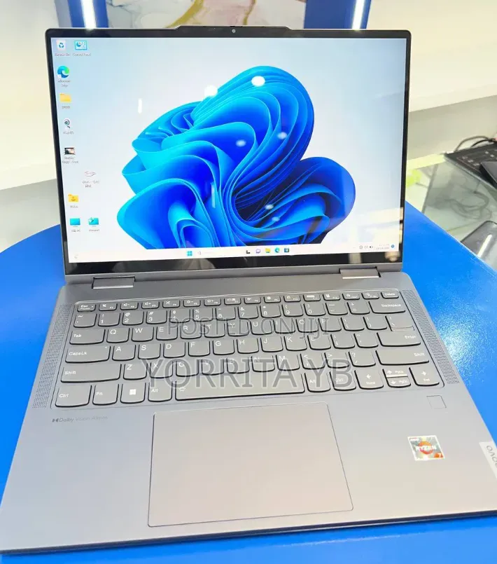 New Laptop Lenovo Yoga 3 16GB AMD Ryzen 7 SSD 512GB