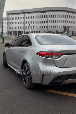 Toyota Levin Entry 2023 Silver