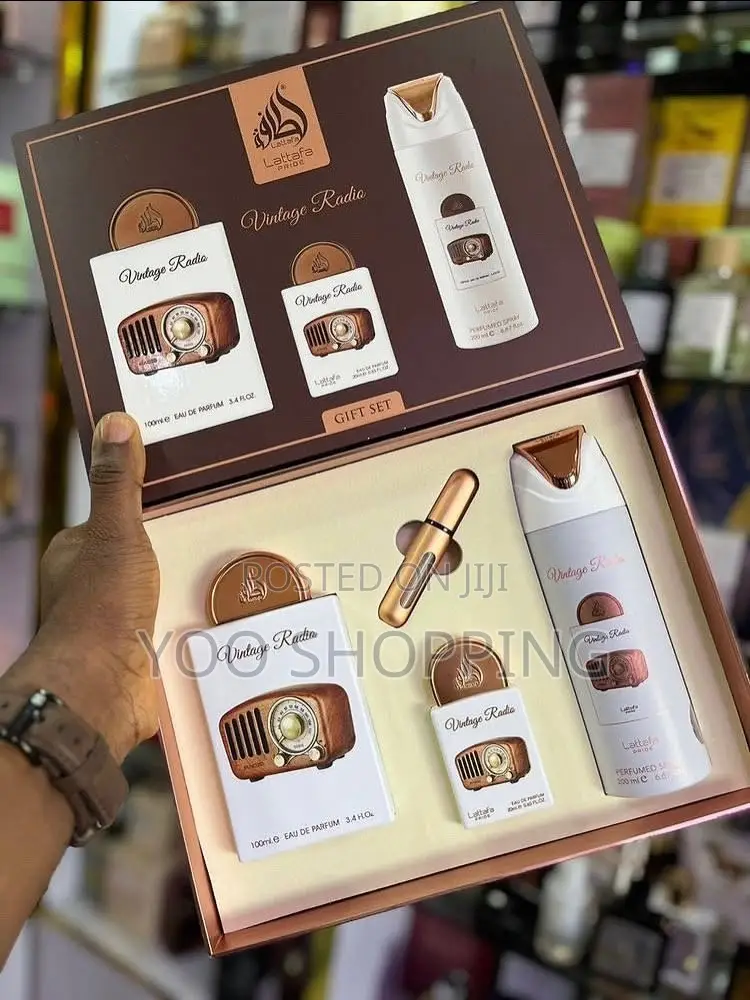 Lattafa Vintage Radio Perfume Gift Set