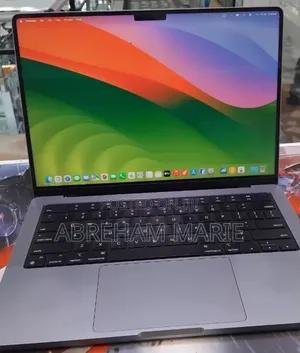 New Laptop Apple MacBook Pro 2021 M1 32GB Apple M1 Pro SSD 512GB