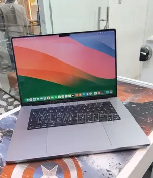 New Laptop Apple MacBook Pro 64GB Apple M1 Max SSD 1T