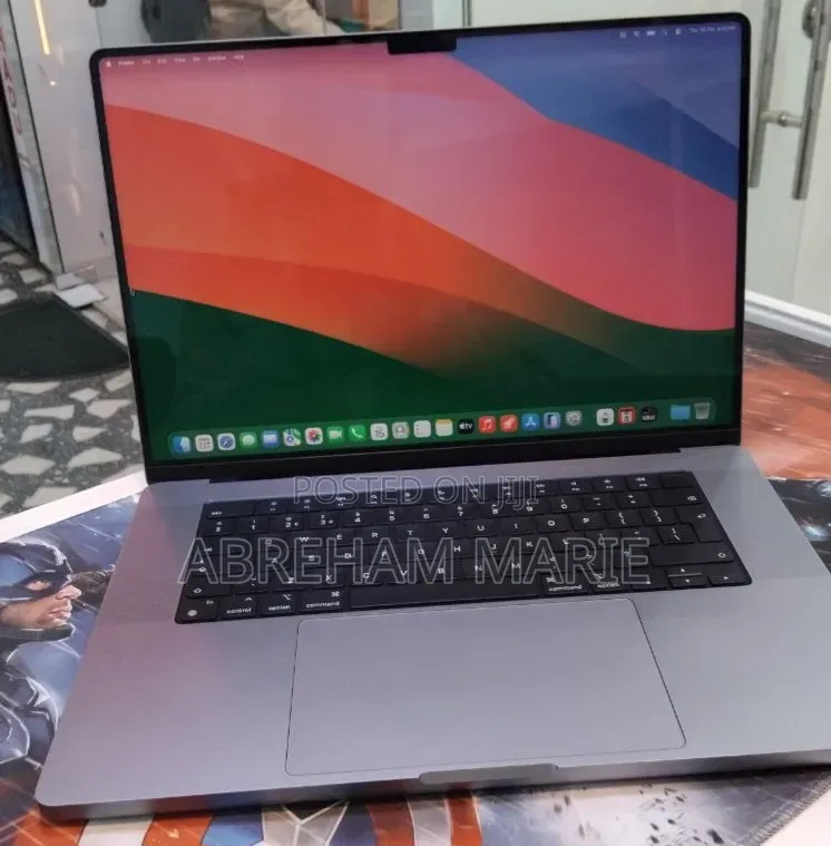 New Laptop Apple MacBook Pro 2021 M1 Max 64GB Apple M1 Max SSD 1T