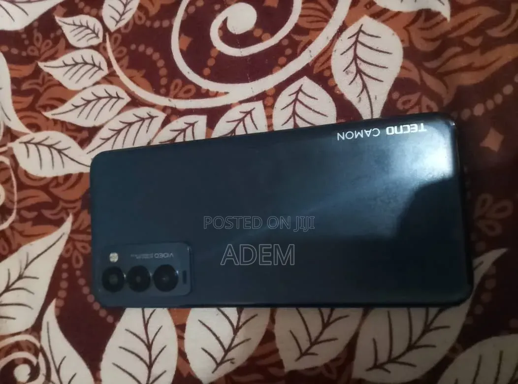 Tecno Camon 18 P 128 GB Blue